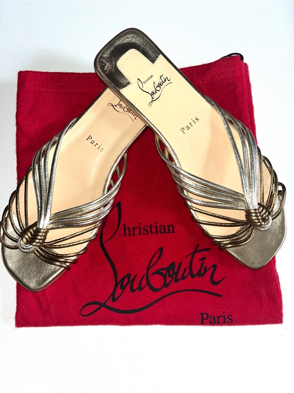 Christian Louboutin NEW O’Novt Flat Nappa Sahar Sandals Dust Bag Champ/Bronz 8.5
